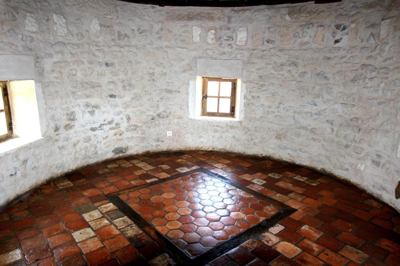 Chateau D'Island Vezelay Pontaubert المظهر الخارجي الصورة